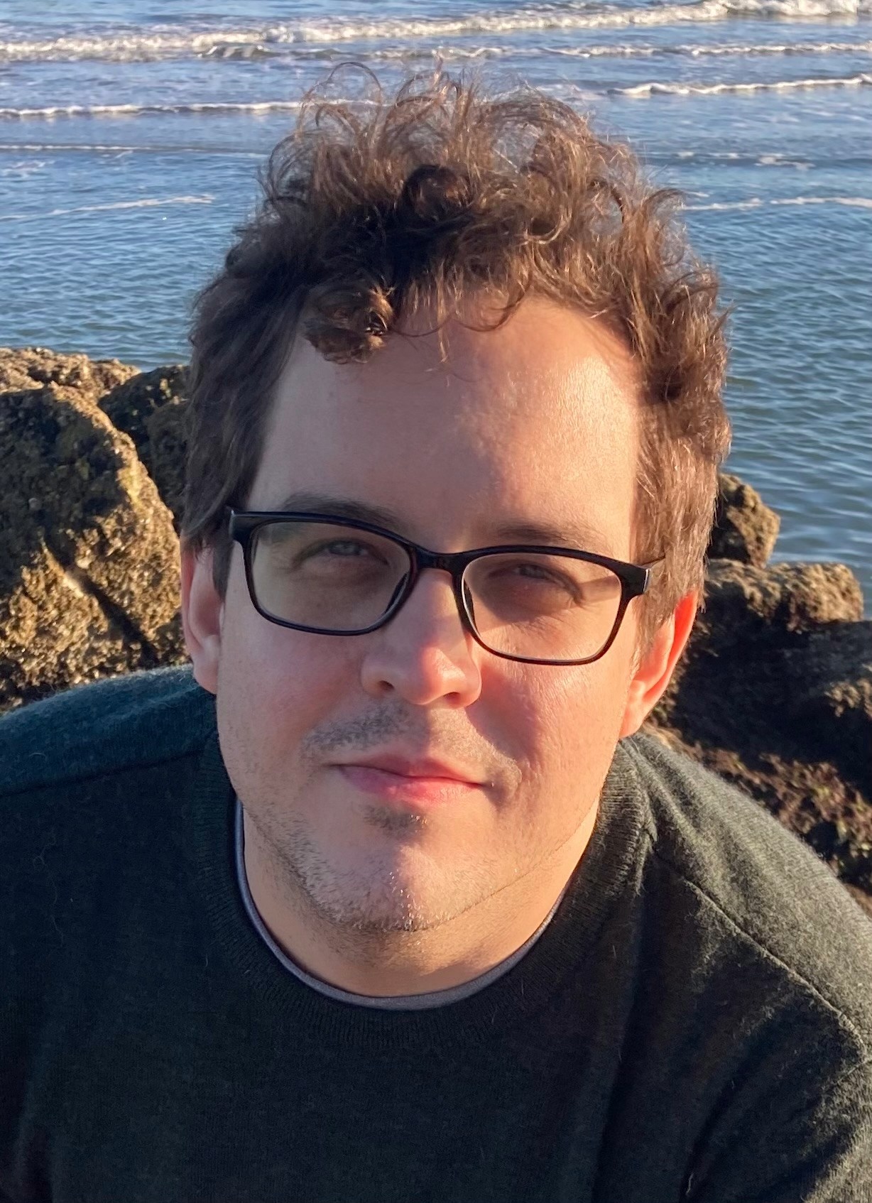 Dr. Justin Mogilski