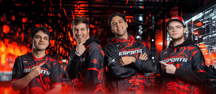 young person playing esports