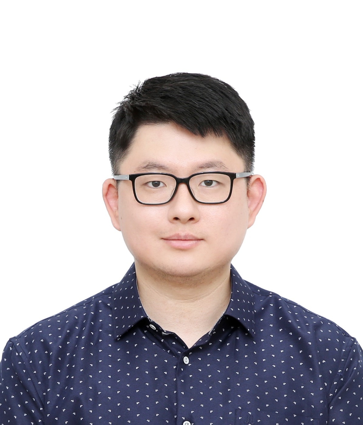 HB Lee Headshot 2025