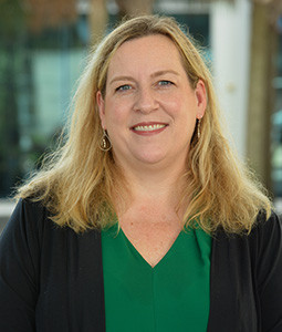 beth vermeer headshot